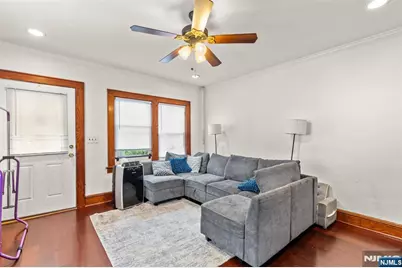 139 Van Avenue, Pompton Lakes, NJ 07442 - Photo 4