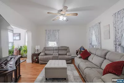 334 Travers Place, Lyndhurst Township, NJ 07071 - Photo 10