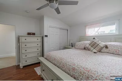 334 Travers Place, Lyndhurst Township, NJ 07071 - Photo 20