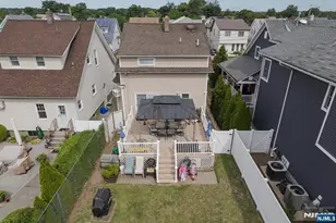 334 Travers Pl, Lyndhurst Township, NJ 07071 - Photo 24