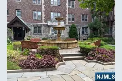 275 Engle D2 #D2, Englewood, NJ 07631 - Photo 1