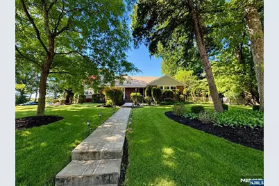 72 Foster Road, Tenafly, NJ 07670 - Photo 4