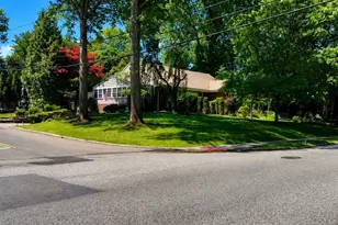 72 Foster Rd, Tenafly, NJ 07670 - Photo 2