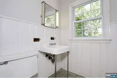 1806 Palisade Avenue, Teaneck Township, NJ 07666 - Photo 18