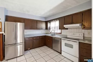 444 Lookout Ave, Hackensack, NJ 07601 - Photo 6