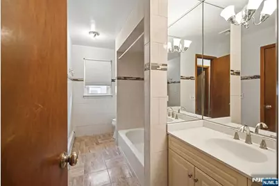444 Lookout Avenue, Hackensack, NJ 07601 - Photo 12