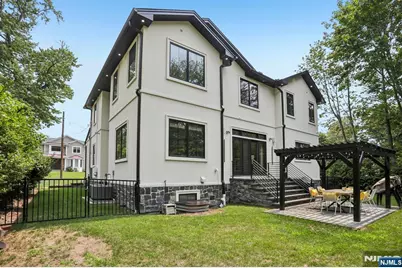 7 New Street, Cresskill, NJ 07626 - Photo 2