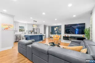 65 Woodward St, Saddle Brook Township, NJ 07663 - Photo 8