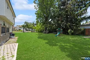 65 Woodward St, Saddle Brook Township, NJ 07663 - Photo 6