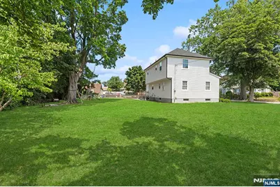 65 Woodward Street, Saddle Brook Township, NJ 07663 - Photo 4