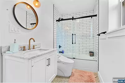 65 Woodward Street, Saddle Brook Township, NJ 07663 - Photo 24