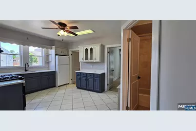 780 6th Street 1 #1, Secaucus, NJ 07094 - Photo 6