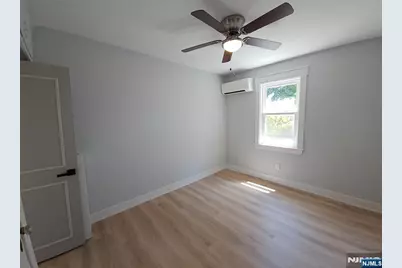 780 6th Street 1 #1, Secaucus, NJ 07094 - Photo 14