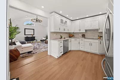 126 Skillman Terrace, Saddle Brook Township, NJ 07663 - Photo 8