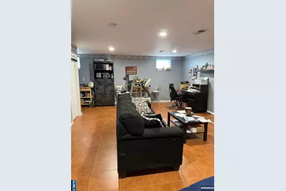 598 Broad Street, Carlstadt, NJ 07072 - Photo 32
