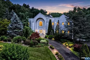 20 Burning Hollow Rd, Saddle River, NJ 07458 - Photo 2