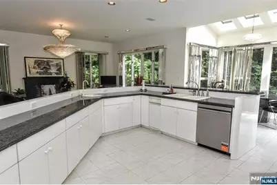 20 Burning Hollow Road, Saddle River, NJ 07458 - Photo 10