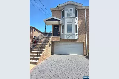 272 Highland Avenue A #A, Palisades Park, NJ 07650 - Photo 2