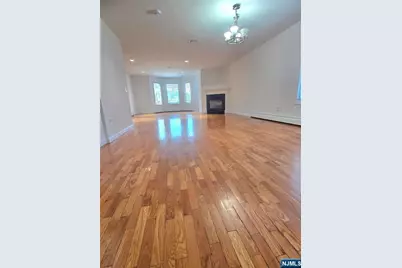 272 Highland Avenue A #A, Palisades Park, NJ 07650 - Photo 4