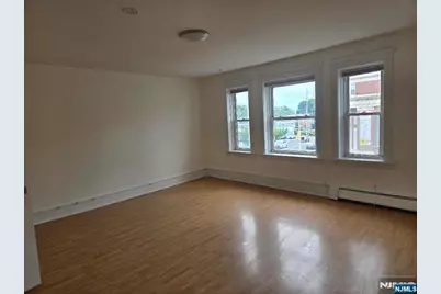 502 Broad Avenue, Ridgefield, NJ 07657 - Photo 4