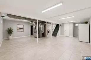 18 Farmingdale Ave, Bloomfield, NJ 07003 - Photo 10