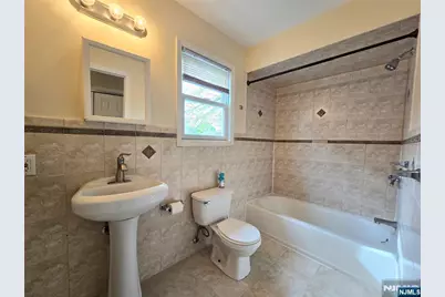 598 Broad Street, Carlstadt, NJ 07072 - Photo 18