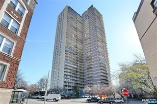 6040 Blvd East 29N, West New York, NJ 07093 - Photo 10