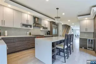 36 Myrtle Ave A, Edgewater, NJ 07020 - Photo 8
