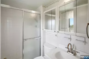 125 Prospect Ave 8C, Hackensack, NJ 07601 - Photo 18