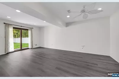 25 Driscoll Court, North Brunswick Township, NJ 08902 - Photo 10