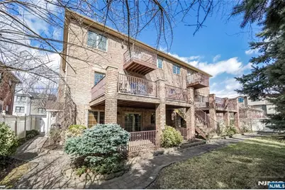 2132 Linwood Avenue 1st Floor #1st floor, Fort Lee, NJ 07024 - Photo 14