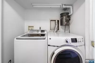 2132 Linwood Avenue 1st Floor #1st floor, Fort Lee, NJ 07024 - Photo 16