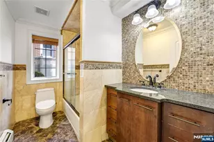 2132 Linwood Ave 1st Floor, Fort Lee, NJ 07024 - Photo 12