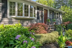 131 Highwood Ave, Glen Rock, NJ 07452 - Photo 2