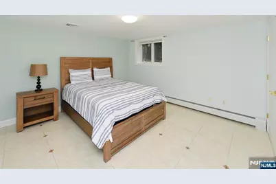 1056 Edgewood Lane, Fort Lee, NJ 07024 - Photo 30