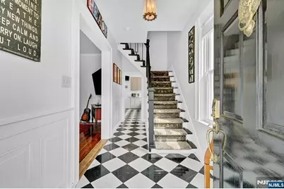 75 Mountain Way, Rutherford, NJ 07070 - Photo 2