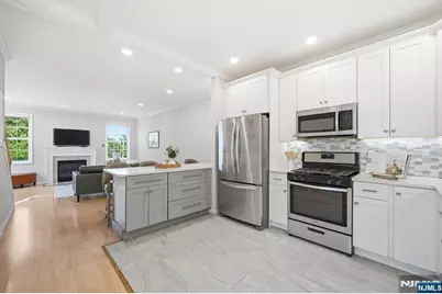 419 Hartford Drive 4020 #4020, Nutley, NJ 07110 - Photo 6