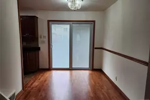 561 Green Valley Rd, Paramus, NJ 07652 - Photo 10