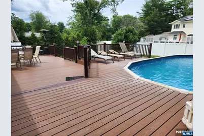 561 Green Valley Road, Paramus, NJ 07652 - Photo 6