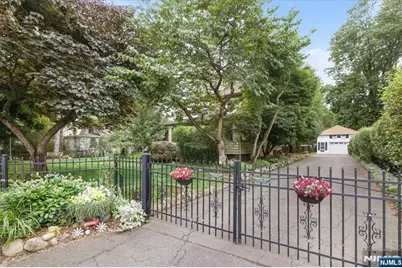 71 Cherry Lane, Ramsey, NJ 07446 - Photo 4