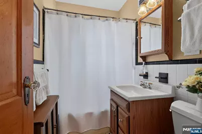 38 Hackensack Street, Wood Ridge, NJ 07075 - Photo 30