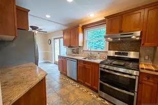 41 Circle Dr, Paramus, NJ 07652 - Photo 6