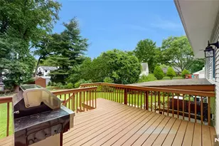 41 Circle Dr, Paramus, NJ 07652 - Photo 22
