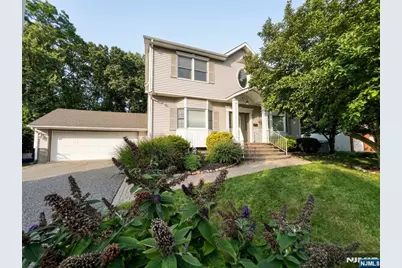 41 Circle Drive, Paramus, NJ 07652 - Photo 24