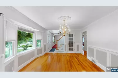 41 Circle Drive, Paramus, NJ 07652 - Photo 8