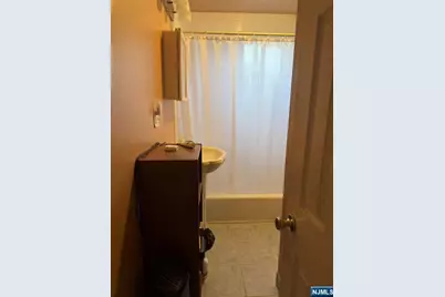 106 Carlton Avenue, East Rutherford, NJ 07073 - Photo 24