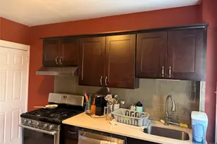 106 Carlton Ave, East Rutherford, NJ 07073 - Photo 10