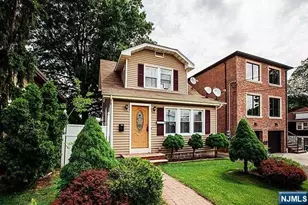 127 E Brinkerhoff Ave, Palisades Park, NJ 07650 - Photo 1