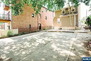 127 E Brinkerhoff Ave, Palisades Park, NJ 07650 - Photo 10