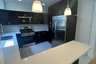 233 68th St, Guttenberg, NJ 07093 - Photo 2